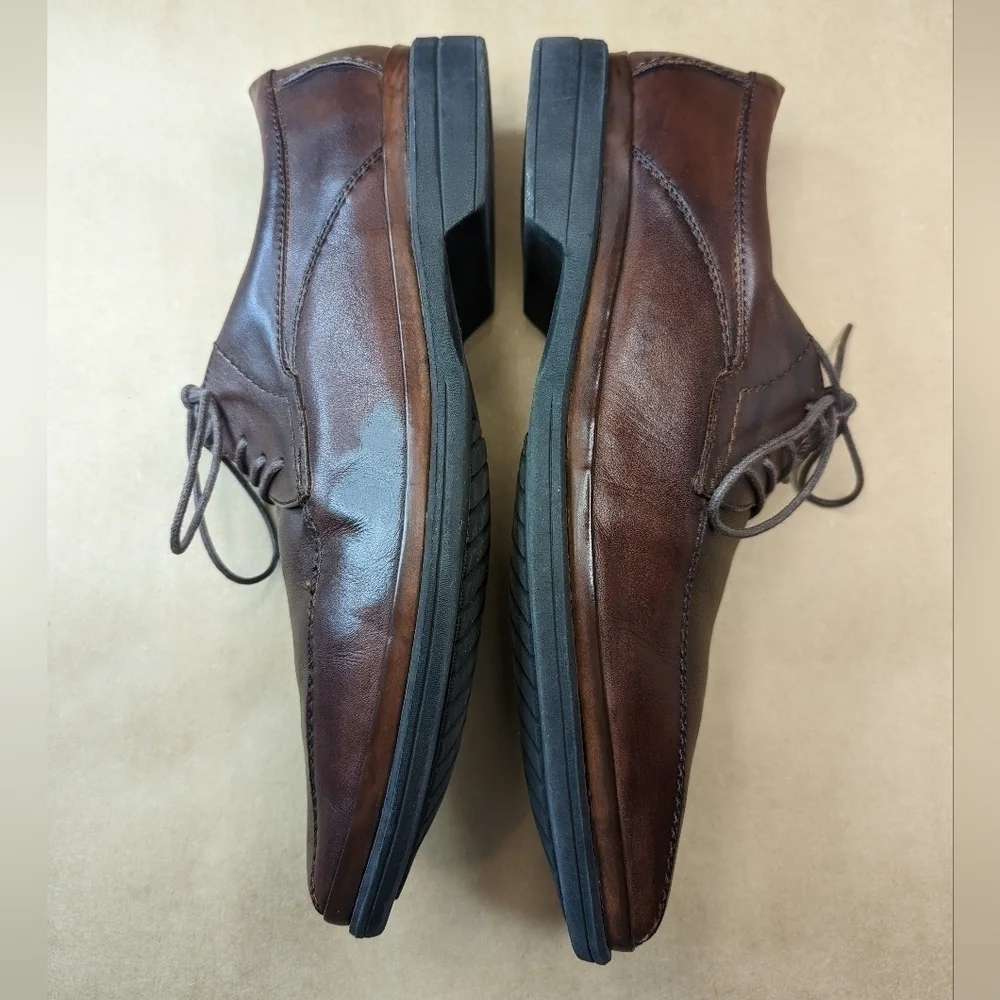 Florsheim men's sz 11.5D brown leather Square toe Oxford.
